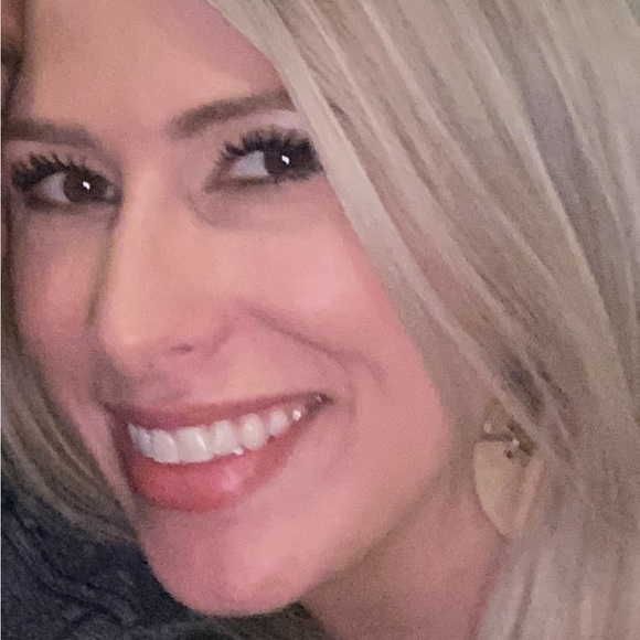 carolyndikos